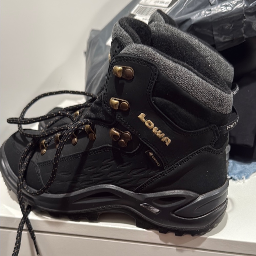 Lowa Black Hiking Boots